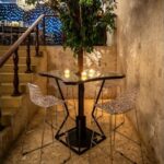 Bistrô Decô  Alto com Tampo Espelho com Furo