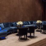 Sofá Manoela Veludo Inca Azul 06 (02 módulos curvos - 01 reto)