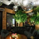 Poltrona Pepê Veludo Inca Verde