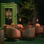 Poltrona Pepê Rosa Geométrico com Franjas