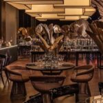 Poltrona Dore Veludo Caramelo