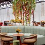 Poltrona Dore Veludo Caramelo